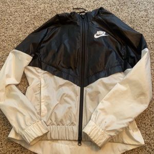 Nike windbreaker